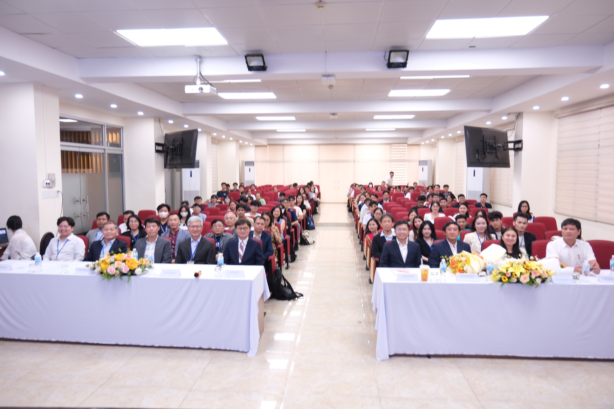 Giới thiệu Học bổng INTENSE tại Trường Đại học Khoa học Tự nhiên – ĐHQG thành phố Hồ Chí Minh (VNU-HCMUS)